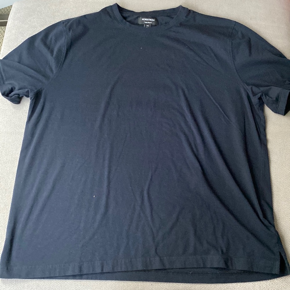 Nordstrom men’s Xxl black t shirt